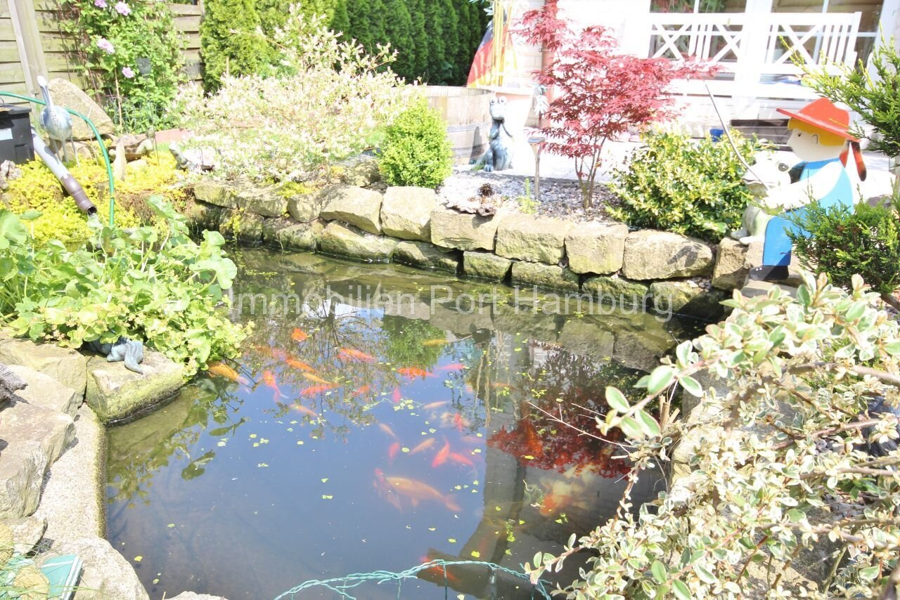 Naturparadies mit Koiteich: Exklusives Highlight für Gartenliebhaber und Naturgenießer!